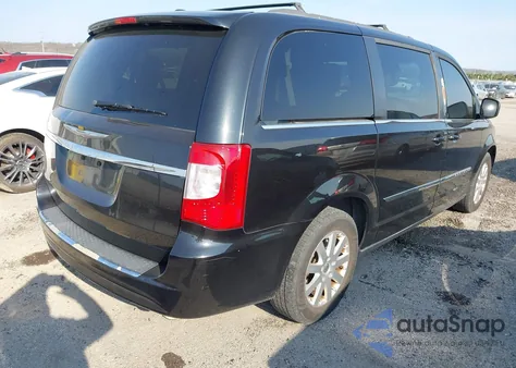 2015 Chrysler Town & Country Touring z USA, uszkodzony, nr VIN 2C4RC1BG2FR621088